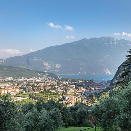 La Terrazza Di Vincent Sul Garda Lejlighed Riva del Garda Eksteriør billede