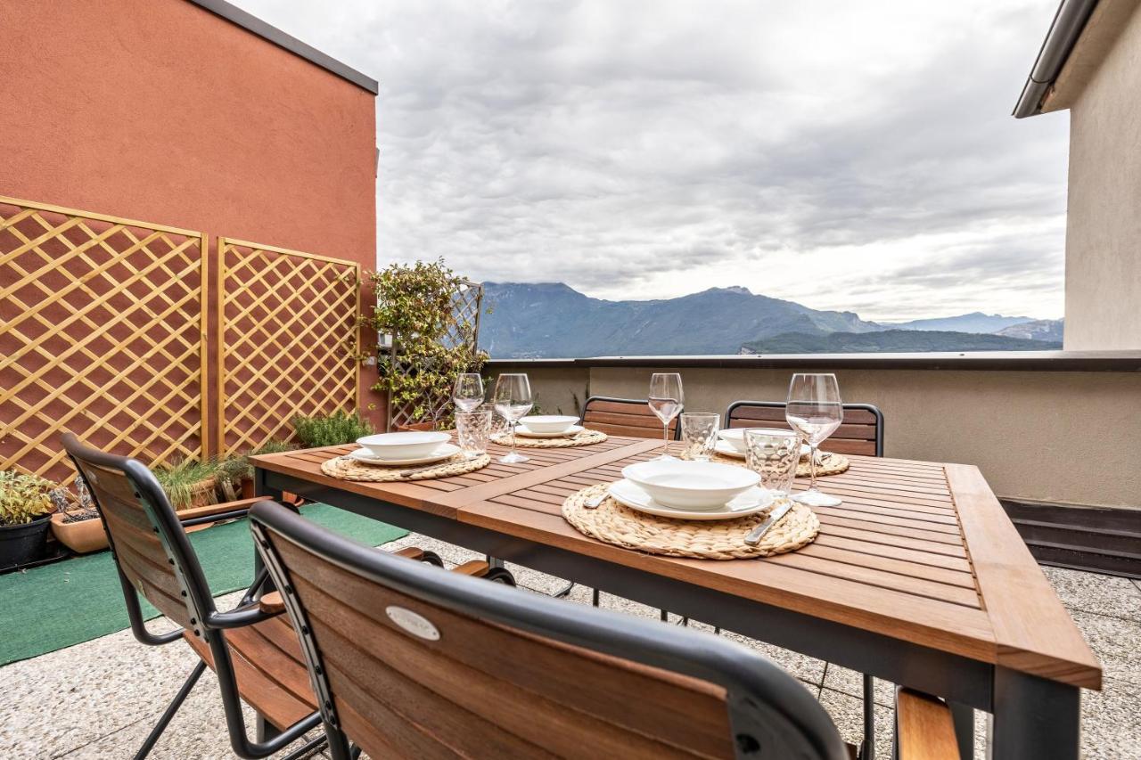 La Terrazza Di Vincent Sul Garda Lejlighed Riva del Garda Eksteriør billede