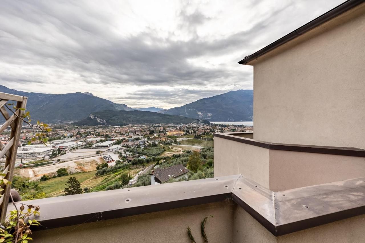 La Terrazza Di Vincent Sul Garda Lejlighed Riva del Garda Eksteriør billede